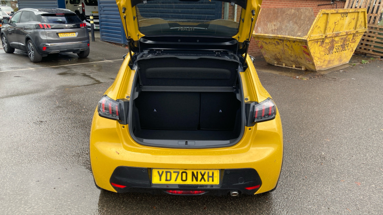 Peugeot 208 1.2 PureTech 100 GT Line 5dr EAT8 Petrol Hatchback